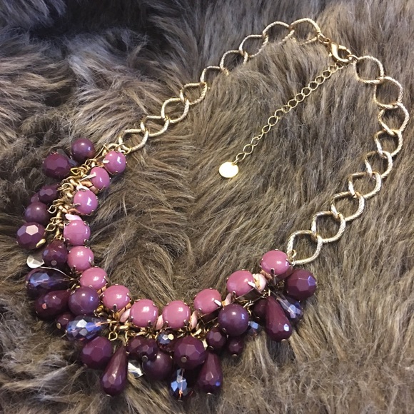 Talbots misty lavender cluster beaded necklace - Picture 6 of 9